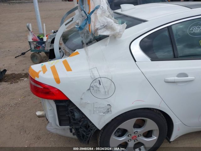 SAJAR4BG0HA972734 Jaguar Xe 25t