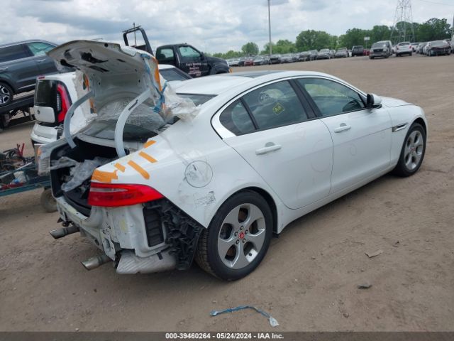 SAJAR4BG0HA972734 Jaguar Xe 25t