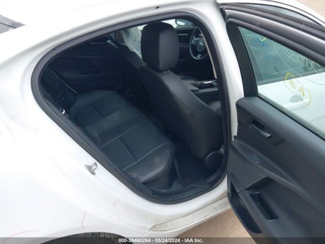 SAJAR4BG0HA972734 Jaguar Xe 25t