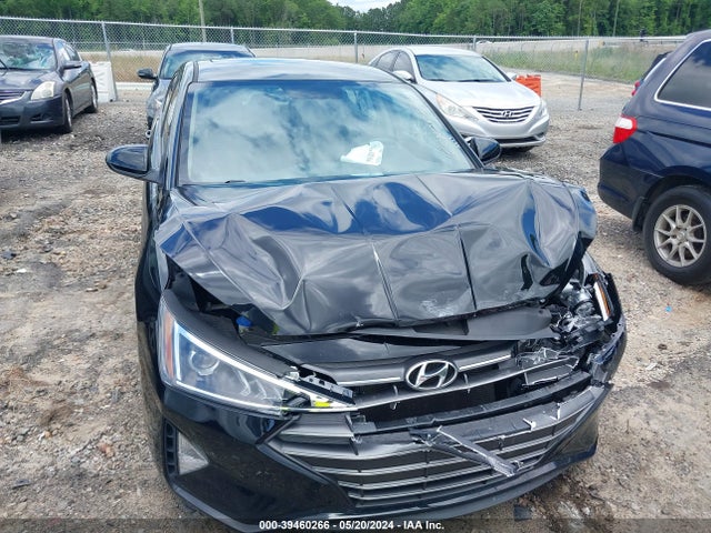 Hyundai ELANTRA SE 2019 5NPD74LF6KH405757 Image 12