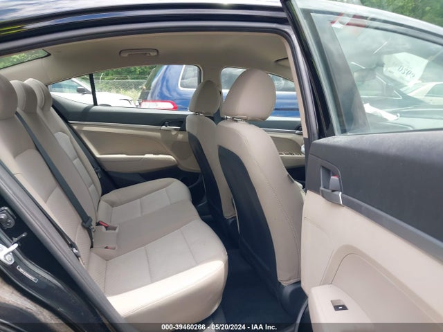 Hyundai ELANTRA SE 2019 5NPD74LF6KH405757 Image 8