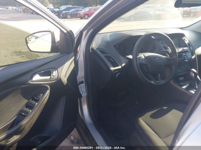 1FADP3H25JL200754 Ford FOCUS SEL