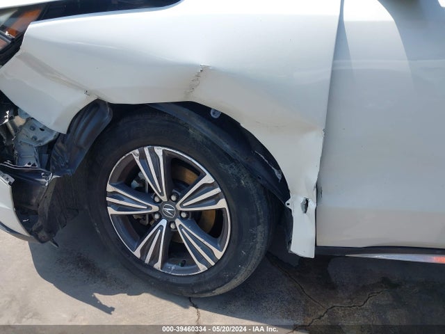 Acura MDX 2018 5J8YD3H32JL002969 Image 18