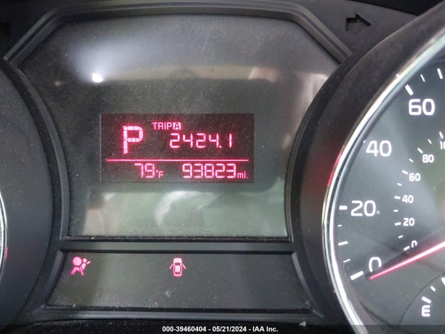 KIA Sedona L 2016 KNDMA5C14G6168165 Image 7