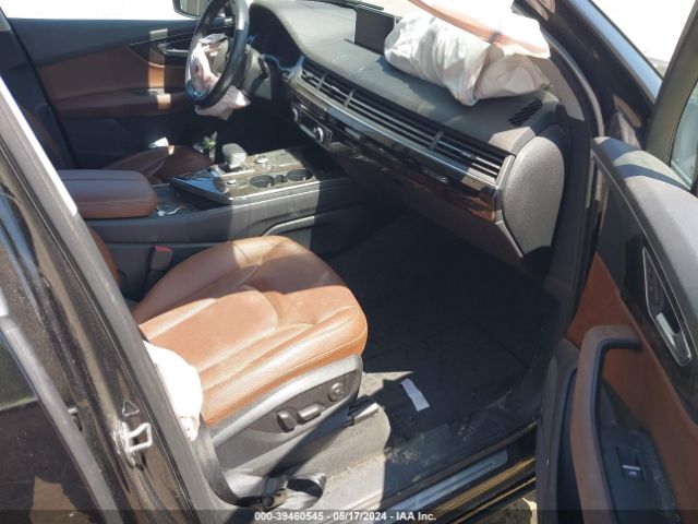 WA1VAAF71JD008559 Audi Q7 3.0t Premium