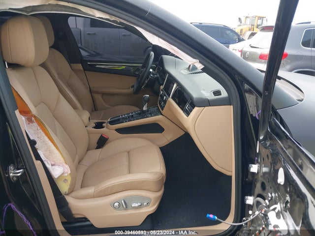 2021 PORSCHE MACAN WP1AA2A52MLB11417 Photo 4