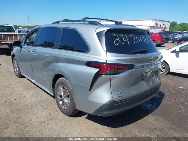 Toyota SIENNA XLE 2021 5TDYSKFC5MS019205 Image 3