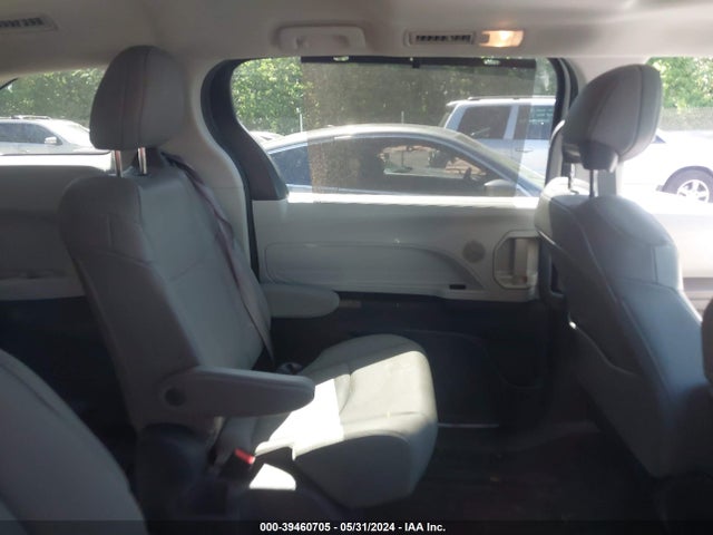 Toyota SIENNA XLE 2021 5TDYSKFC5MS019205 Image 8