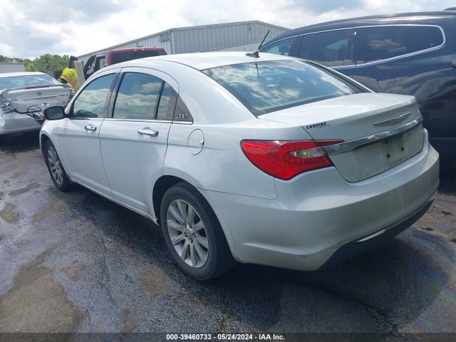 1C3CCBCG5EN135515 Chrysler 200 Limited