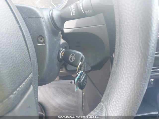 Toyota COROLLA LE 2017 5YFBURHE0HP704458 Image 11