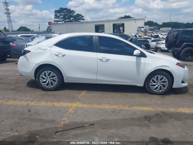 Toyota COROLLA LE 2017 5YFBURHE0HP704458 Image 13