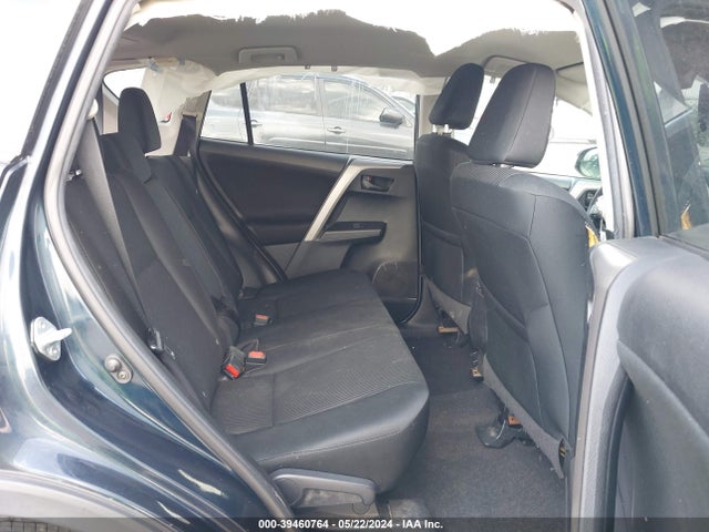 Toyota RAV4 LE 2018 2T3ZFREV6JW414640 Image 8