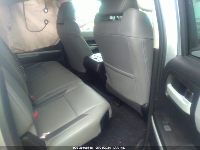 5TFBY5F18JX711789 Toyota Tundra Limited 5.7l V8