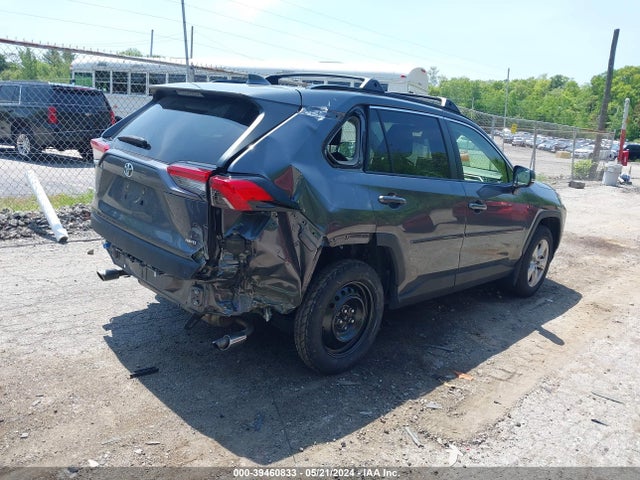 Toyota Rav4 Xle 2019 JTMP1RFV9KD508921 Image 4