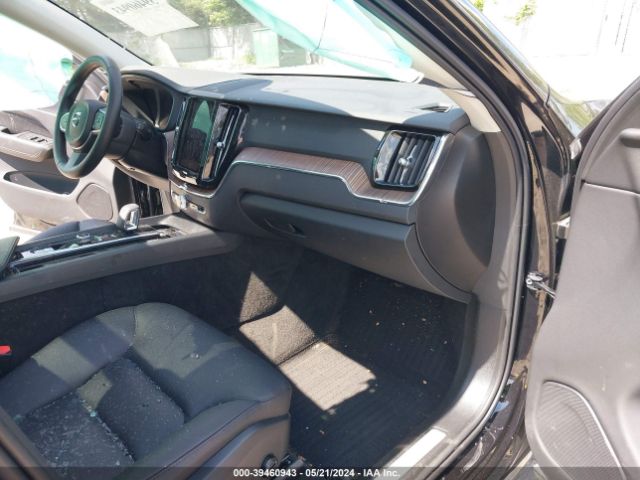 YV4L12RK4N1904619 Volvo Xc60 B5 Momentum