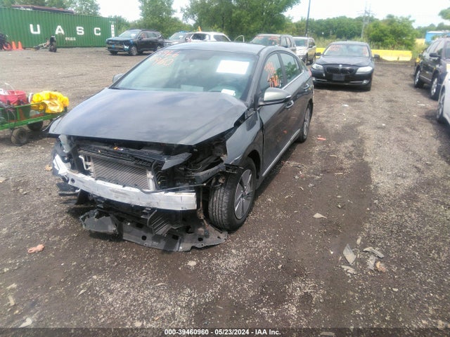 KMHC75LC3NU266653 Hyundai Ioniq Hybrid Se