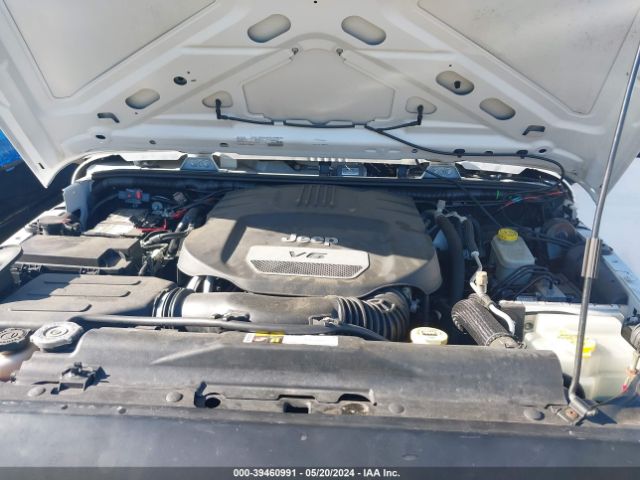 1C4BJWDG4GL119856 Jeep Wrangler Unlimited Sport