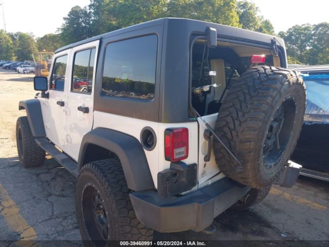 1C4BJWDG4GL119856 Jeep Wrangler Unlimited Sport