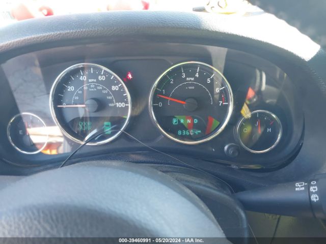 1C4BJWDG4GL119856 Jeep Wrangler Unlimited Sport