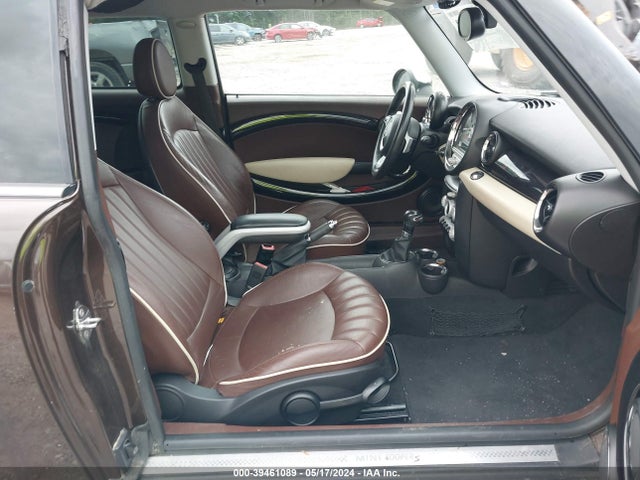 2009 MINI COOPER S CLUBMAN WMWMM33549TP90880 Photo 4