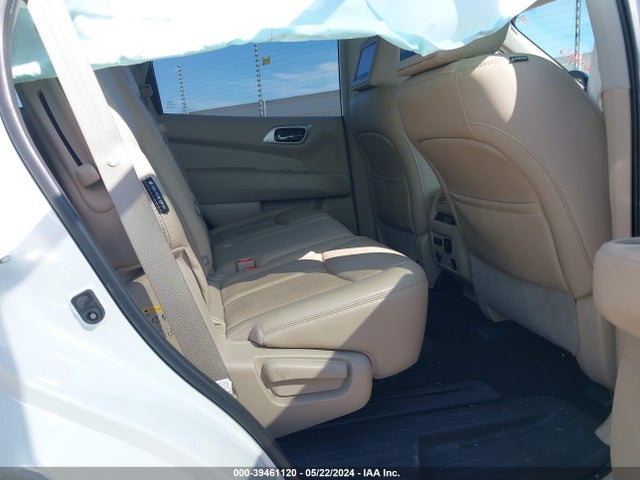 Nissan Pathfinder Platinum 2019 5N1DR2MNXKC646037 Image 8