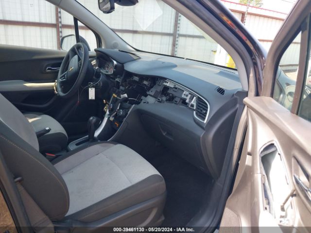 KL7CJKSMXNB535674 Chevrolet Trax Fwd Ls