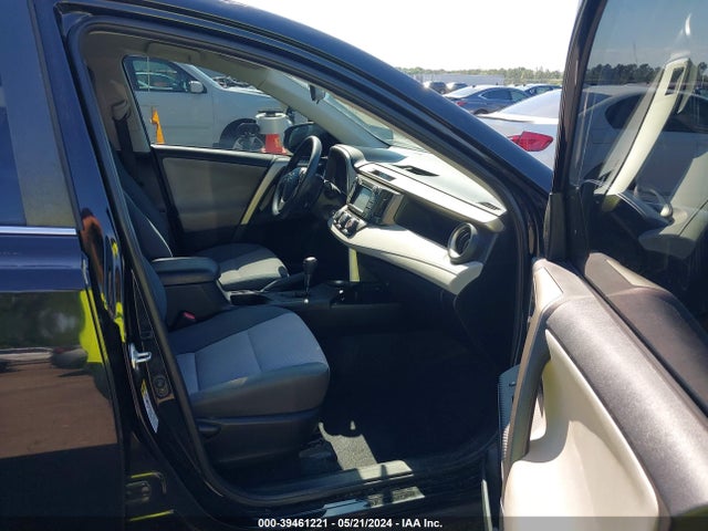 Toyota RAV4 LE 2014 2T3ZFREV0EW082300 Image 5