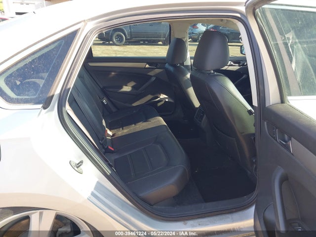 1VWBP7A30EC009757 Volkswagen Passat 2.5l Se