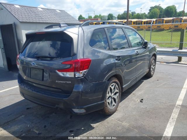 JF2SKAFC9MH404188 Subaru Forester Premium