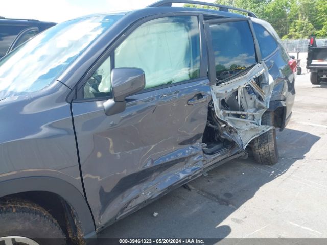 JF2SKAFC9MH404188 Subaru Forester Premium