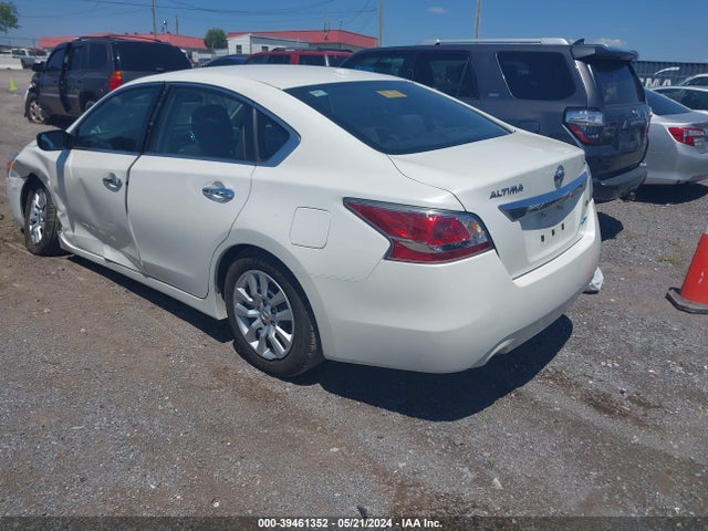 Nissan Altima 2.5 S 2014 1N4AL3AP1EC152826 Image 3