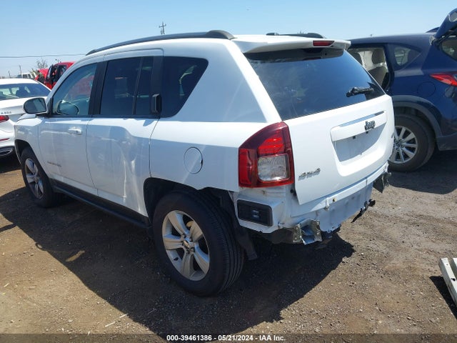 1C4NJDEB9FD418210 Jeep Compass Latitude