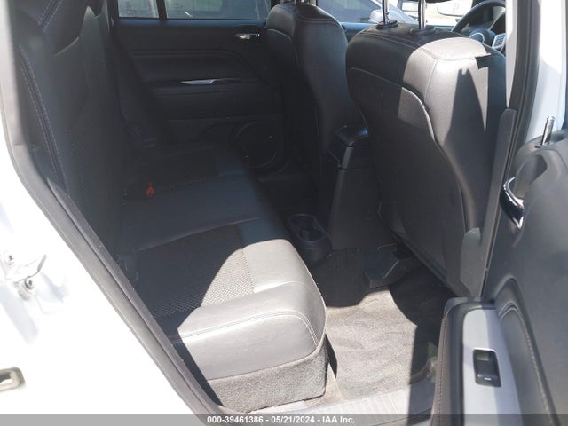 1C4NJDEB9FD418210 Jeep Compass Latitude