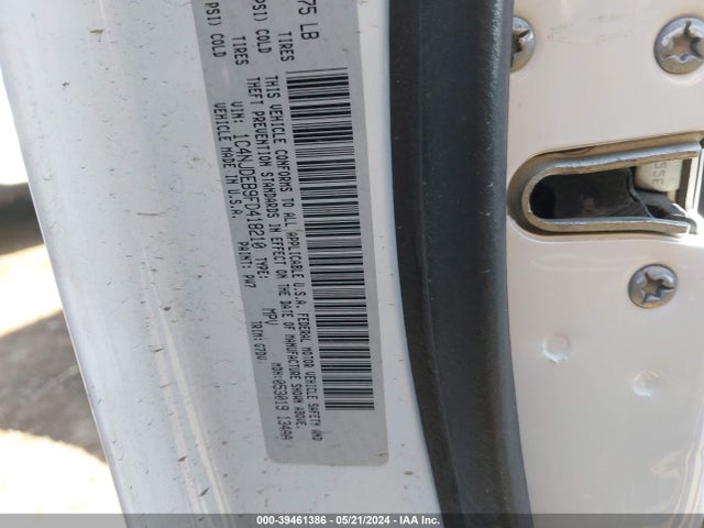 Jeep Compass Latitude 2015 1C4NJDEB9FD418210 Image 9