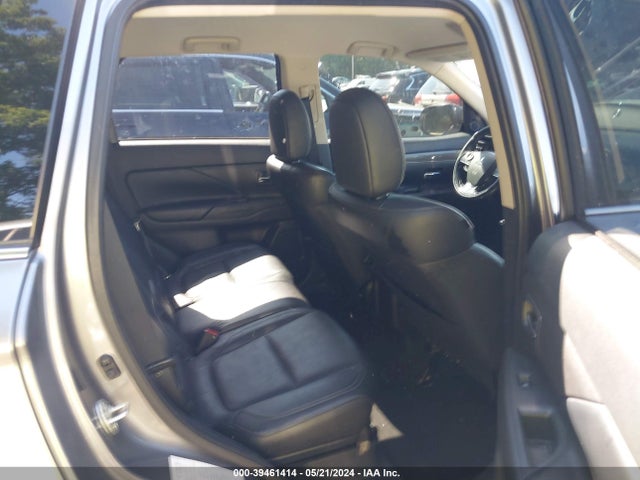 Mitsubishi Outlander Se 2.4 2020 JA4AD3A3XLZ018552 Image 8