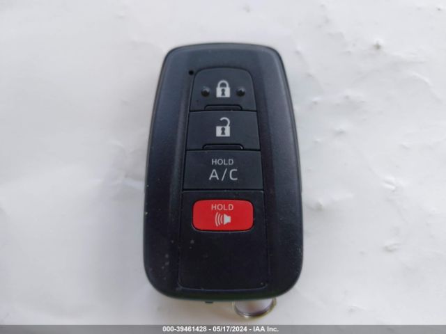 JTDKAMFP5N3220810 Toyota Prius Prime Xle
