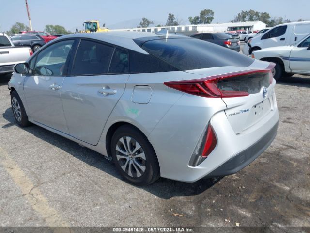 JTDKAMFP5N3220810 Toyota Prius Prime Xle