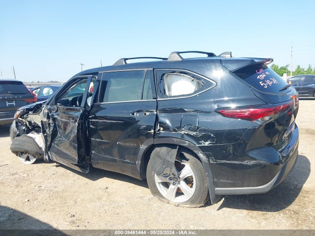 Toyota Highlander Le 2022 5TDBZRBH5NS252627 Image 13