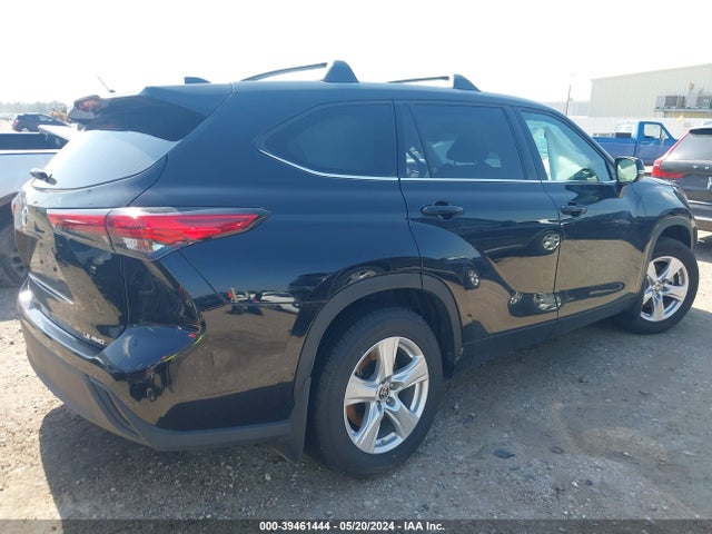 Toyota Highlander Le 2022 5TDBZRBH5NS252627 Image 4