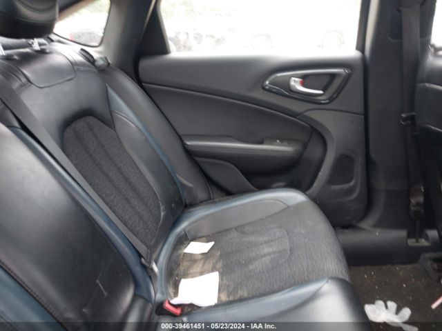 1C3CCCBG3FN551605 Chrysler 200 S