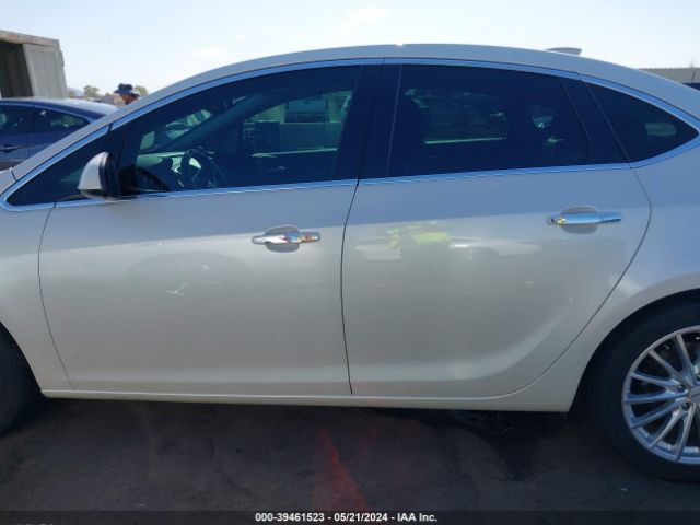 1G4PS5SK3F4162271 Buick Verano Leather Group