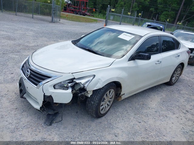 Nissan Altima 2.5 S 2015 1N4AL3AP7FN366564 Image 2