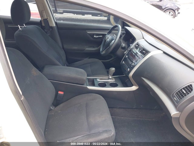 Nissan Altima 2.5 S 2015 1N4AL3AP7FN366564 Image 5