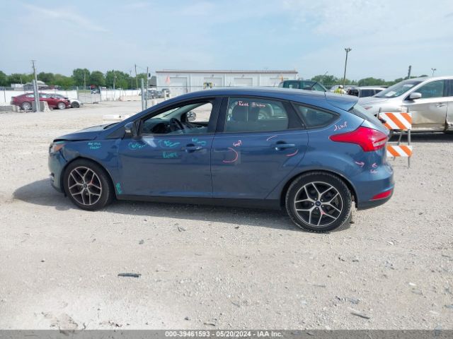 1FADP3M23JL227697 Ford FOCUS SEL