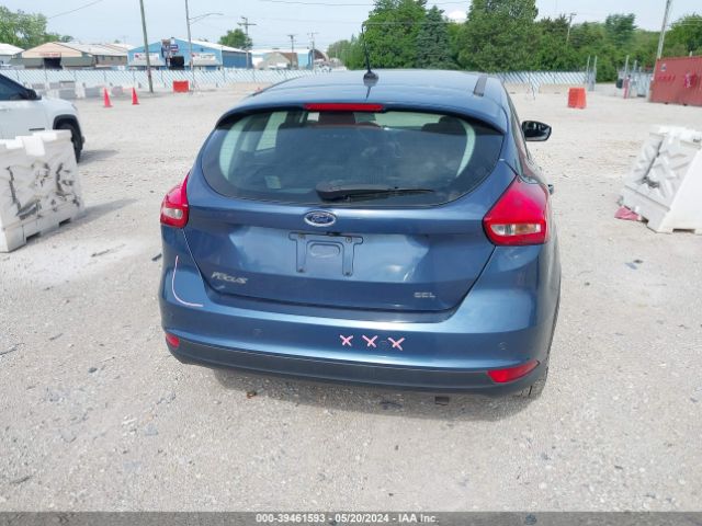 1FADP3M23JL227697 Ford FOCUS SEL