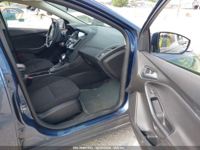1FADP3M23JL227697 Ford FOCUS SEL