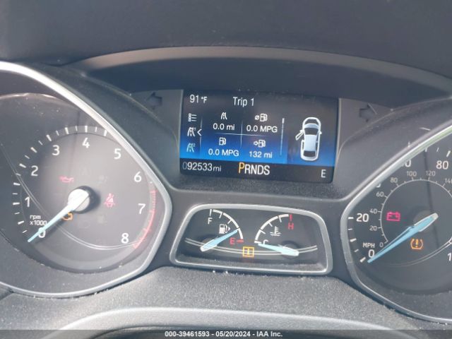 1FADP3M23JL227697 Ford FOCUS SEL
