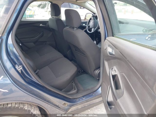 1FADP3M23JL227697 Ford FOCUS SEL