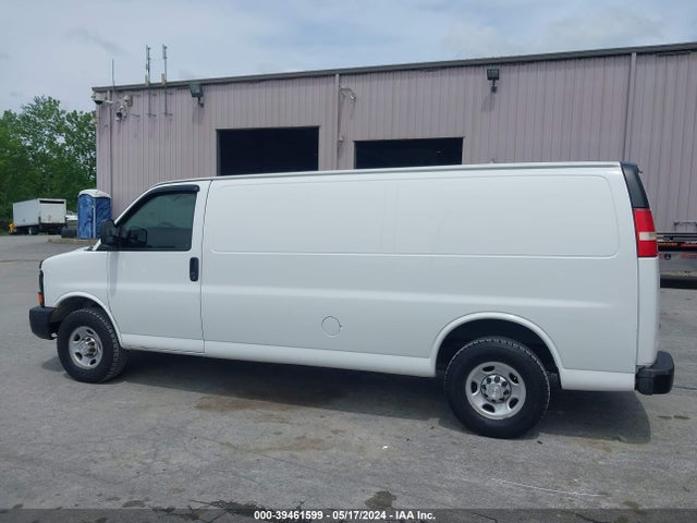 Chevrolet Express 2500 Work Van 2015 1GCWGGCF4F1125844 Image 14