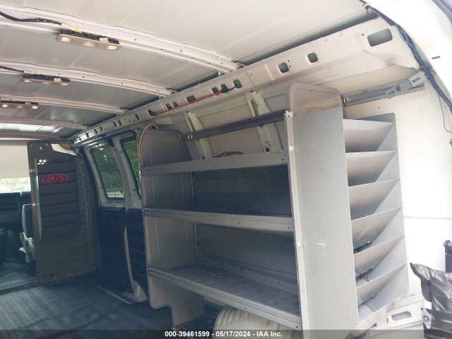 Chevrolet Express 2500 Work Van 2015 1GCWGGCF4F1125844 Image 20